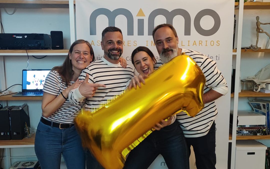 Fiesta del primer aniversario de mimo asesores inmobiliarios Donosti. www.inmomimo.com